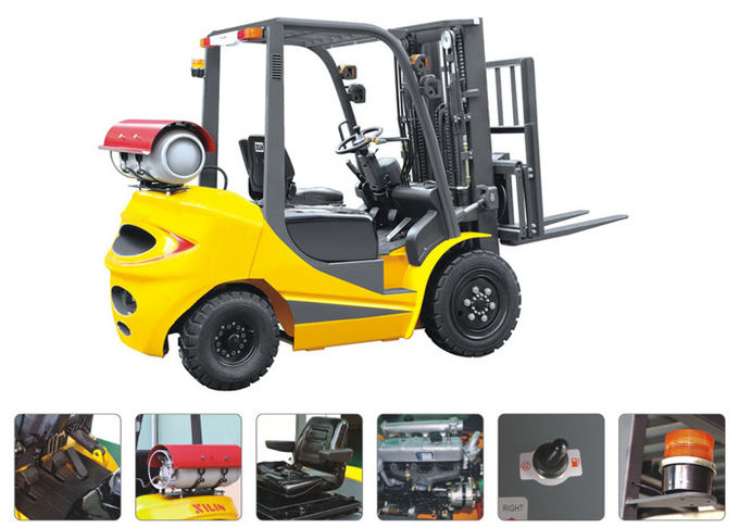 LPG 2.5 Ton Dört Tekerlekli Forklift 18km / H Seyahat Hızı CE Sertifikası
