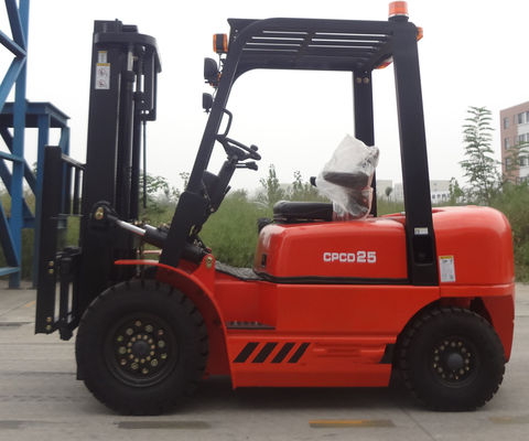 Güçlü direksiyon Dizel Çatal Kamyon Çatal Uzunluğu 1.07-2.5 Metre Çatal Genişi 120-200mm